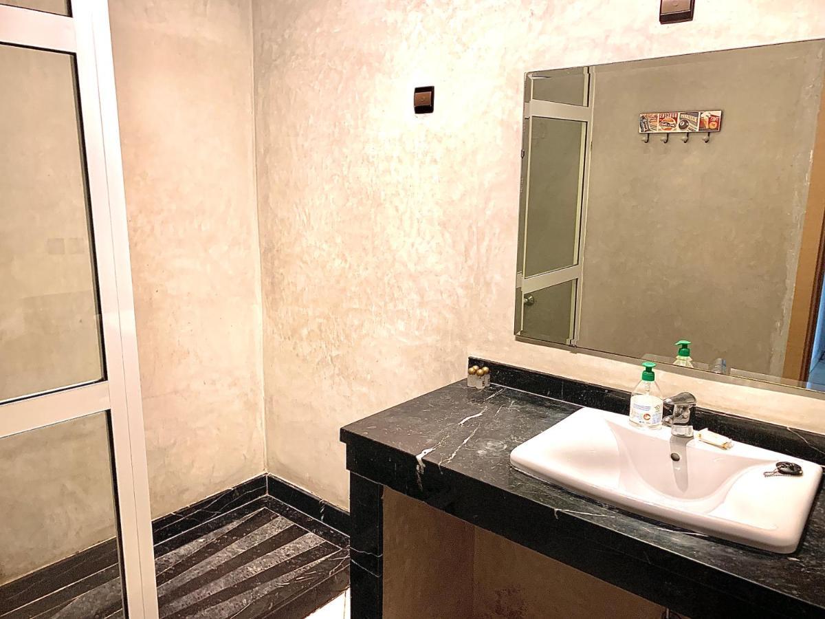 2 Bedrooms Apartment Casablanca Eksteriør bilde